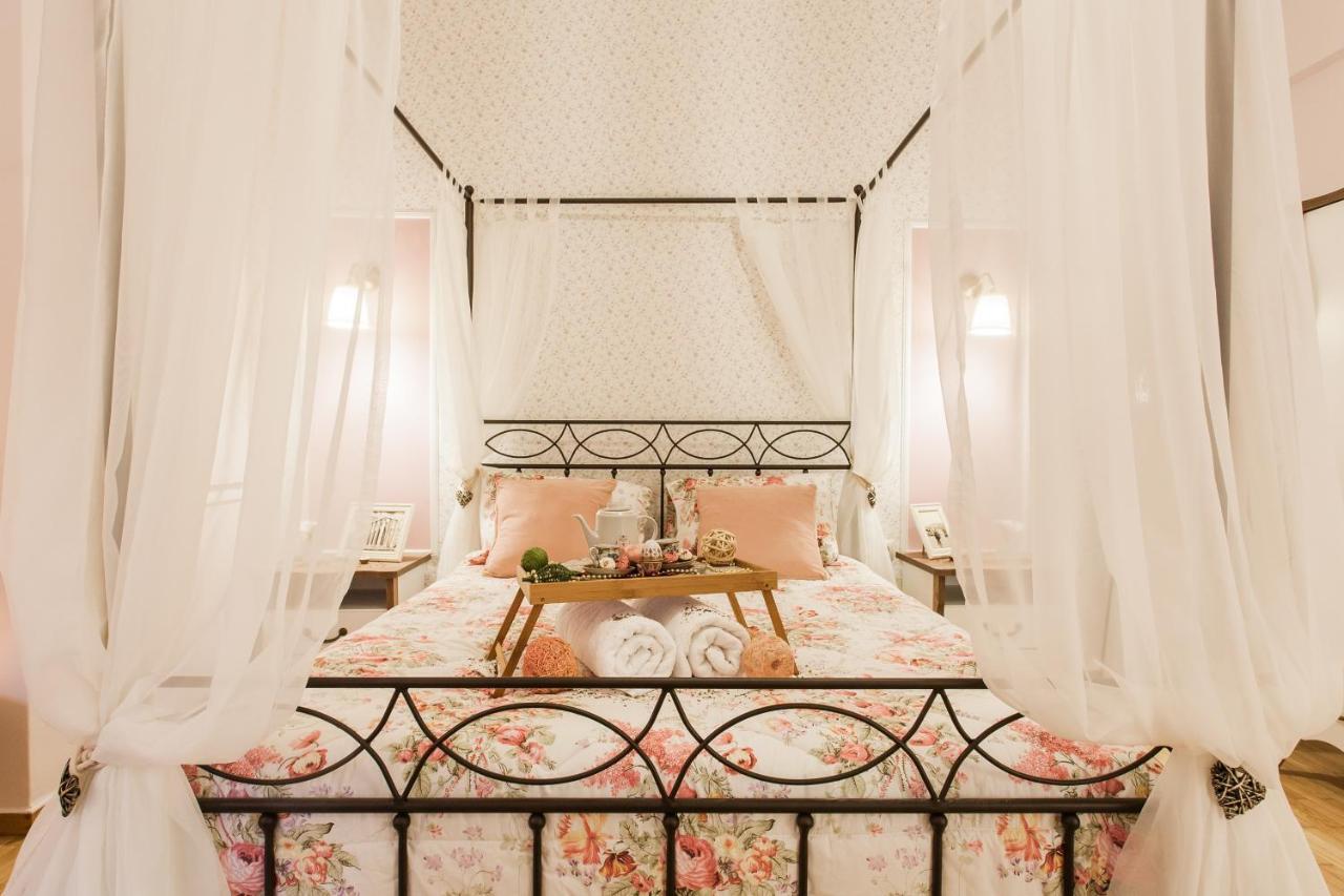 Syntagma Private Sweet Safe Double Rooms With Shared Bathroom Athens Exterior photo