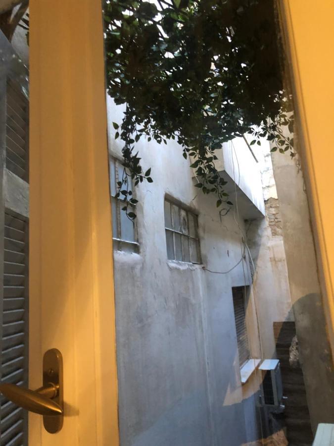 Syntagma Private Sweet Safe Double Rooms With Shared Bathroom Athens Exterior photo